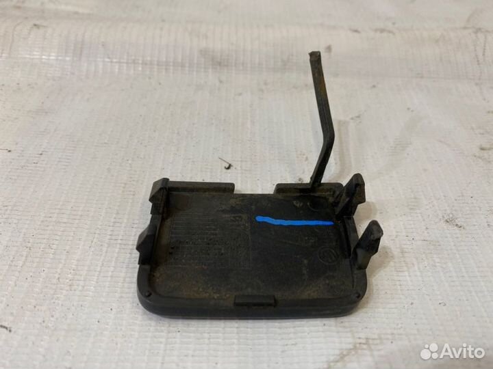 Заглушка буксировочного крюка Volkswagen Passat