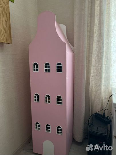 Шкаф в детскую комнату