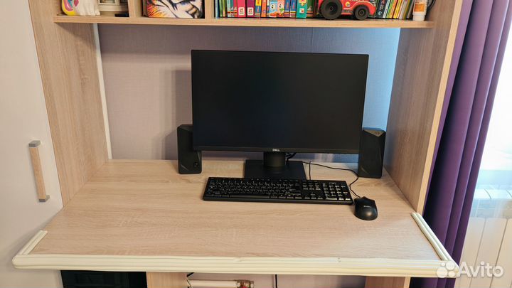 Стол со шкафом