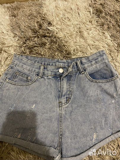 Шорты женские