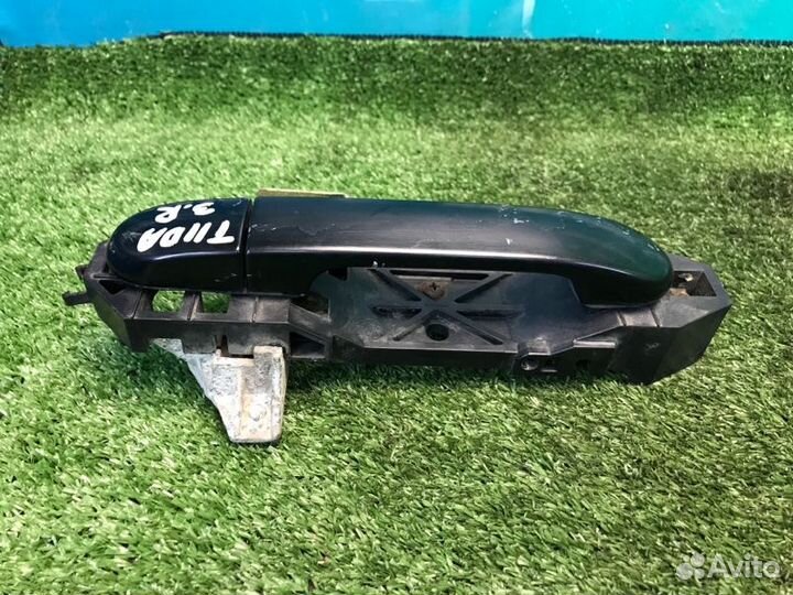 Ручка двери задняя правая Nissan Tiida C11 1.6