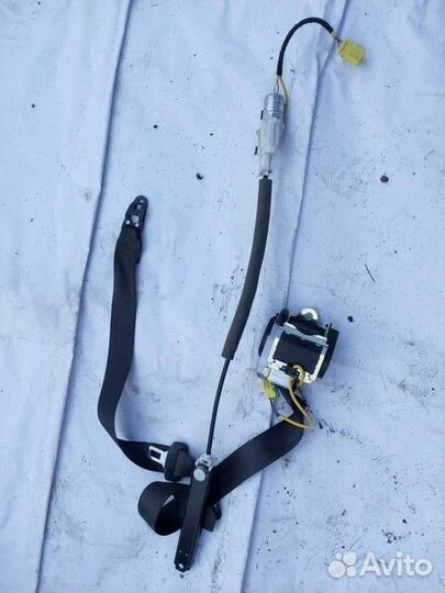 Ремень безопасности передний правый Volkswagen