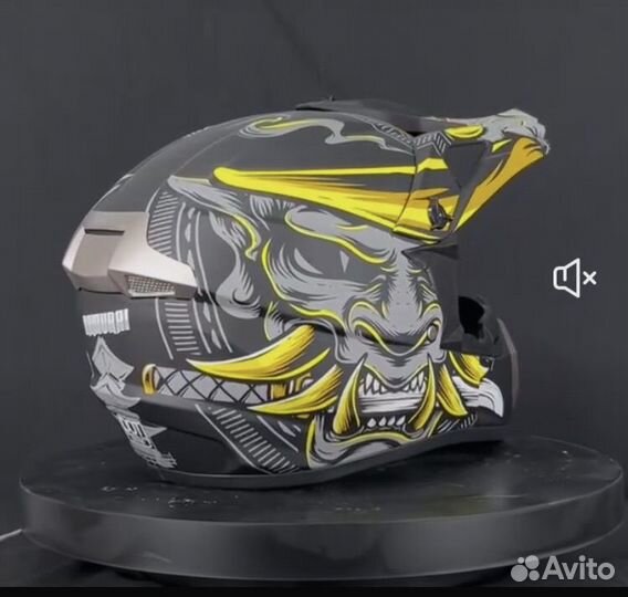 Мотошлем кроссовый