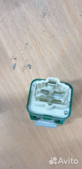 Реле Mazda 056800-2120