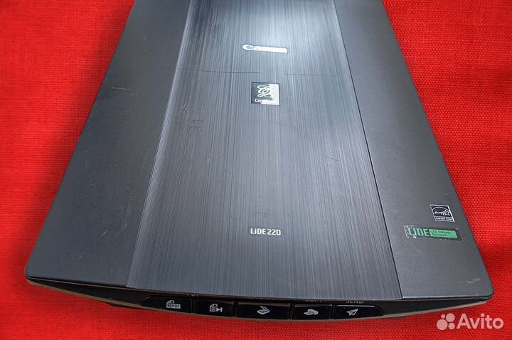 Сканер Canon CanoScan LiDE 220