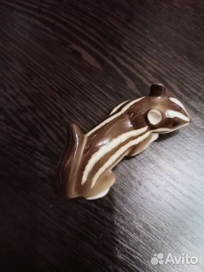 Фарфоровая статуэтка 