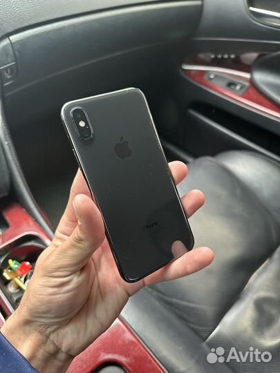 iPhone X, 256 ГБ
