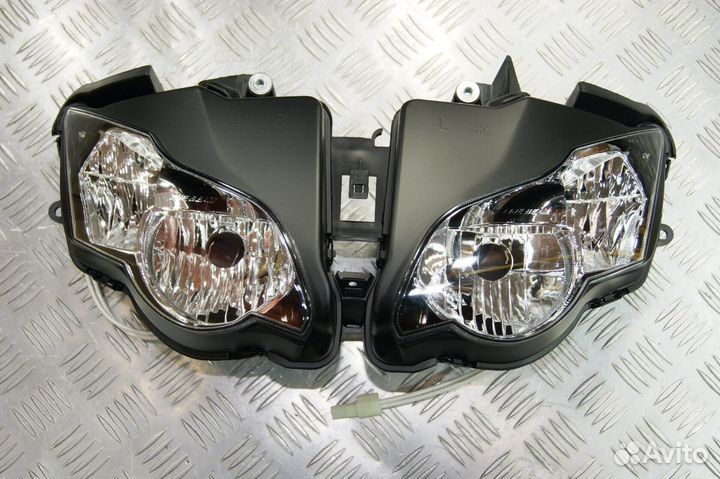 Фара Honda CBR1000RR 2008-2010