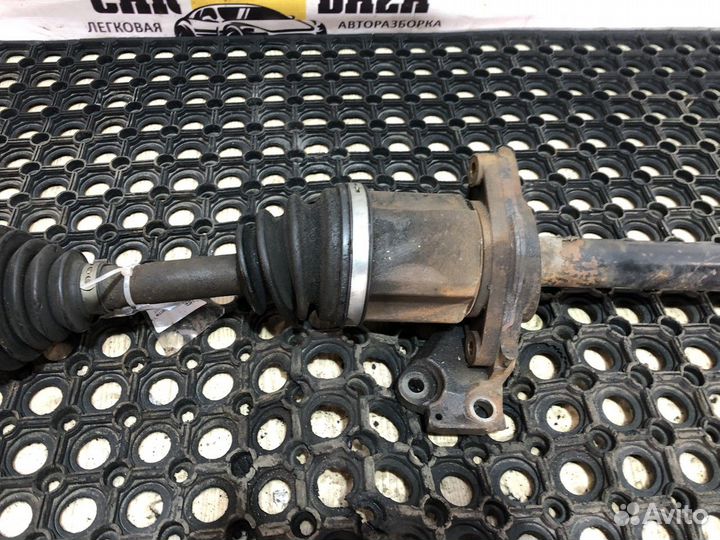 Полуось (привод) передняя правая R Nissan X-Trail