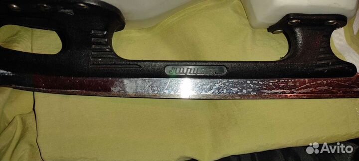 Коньки фигурные