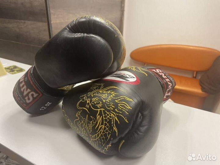 Боксерские перчатки twins 12 Оригинальные