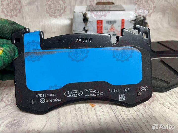 Передние колодки оригинал Land Rover L460 L461