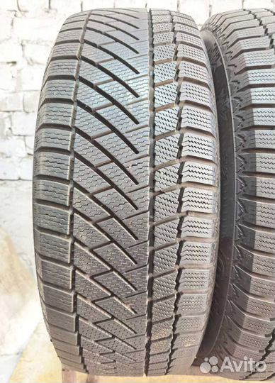 Continental ContiVikingContact 6 235/60 R17 97V