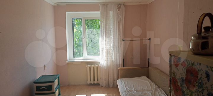 Комната 12 м² в 5-к., 1/5 эт.