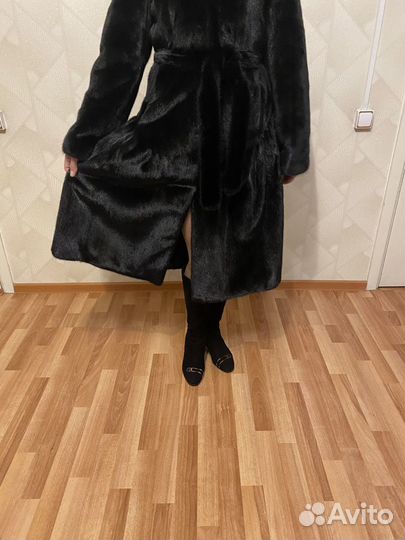 Шуба норковая blackglama с капюшоном