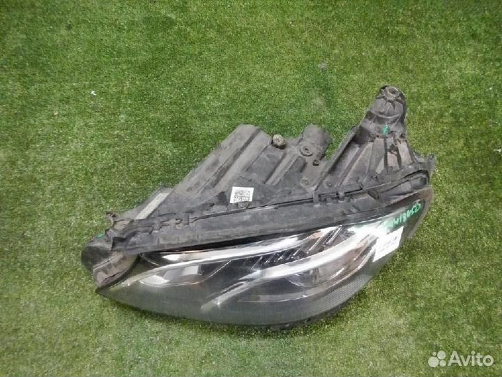 Фара левая Mercedes-Benz E-Class