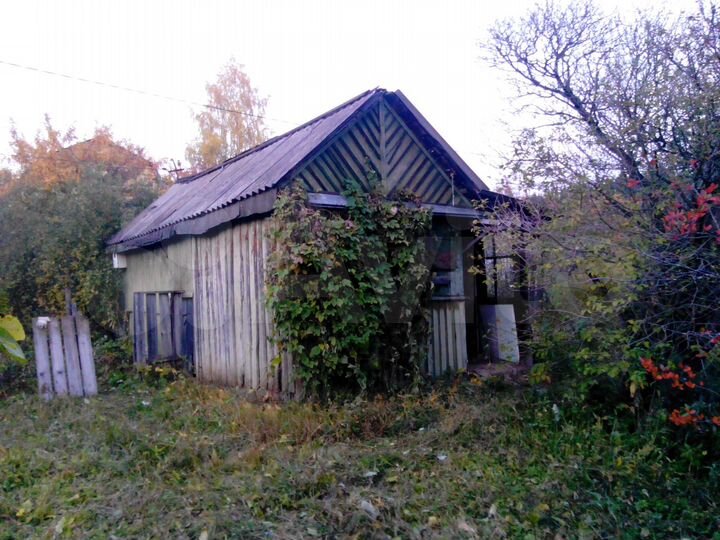 Дача 20 м² на участке 5 сот.