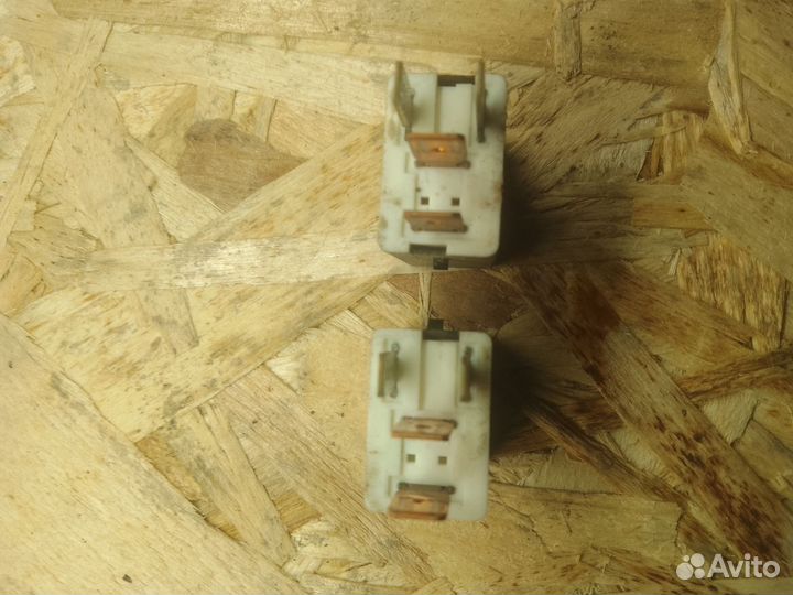 Реле для Toyota