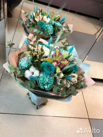 Нежные герберы