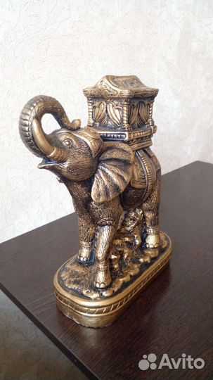 Статуэтка слон