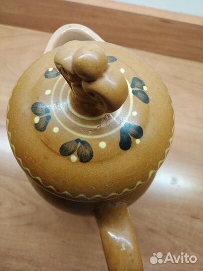 Кувшин с крышкой