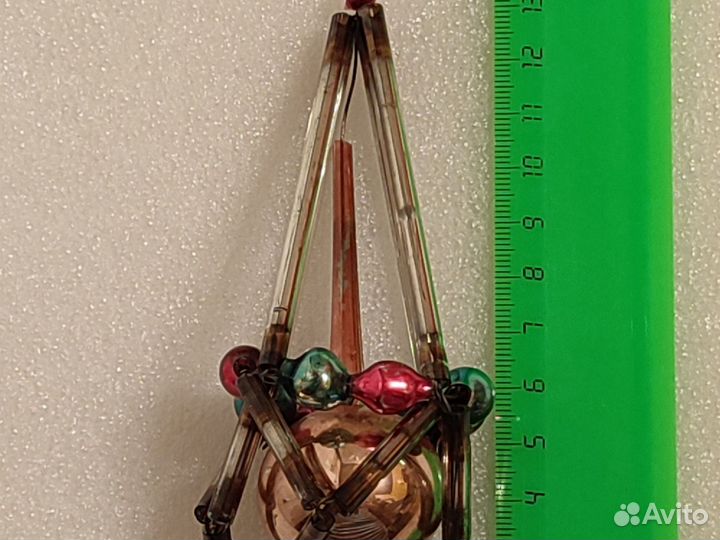 Ëлочная игрушка. Ракета. Высота - 15 см. Стеклярус