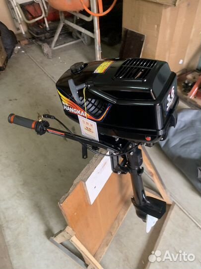 Лодочный мотор