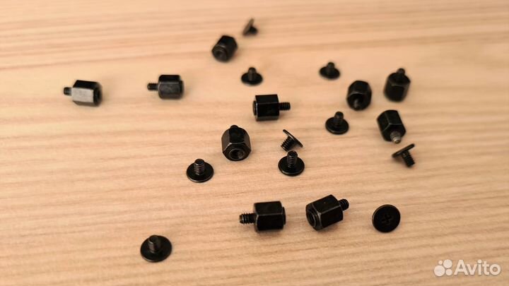 Новый Крепежный комплект для SSD M2 (NVMe)