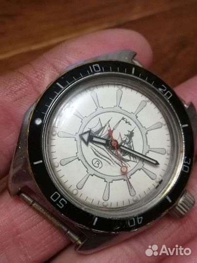 Часы восток амфибия 200м