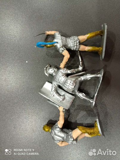 Разные солдатики