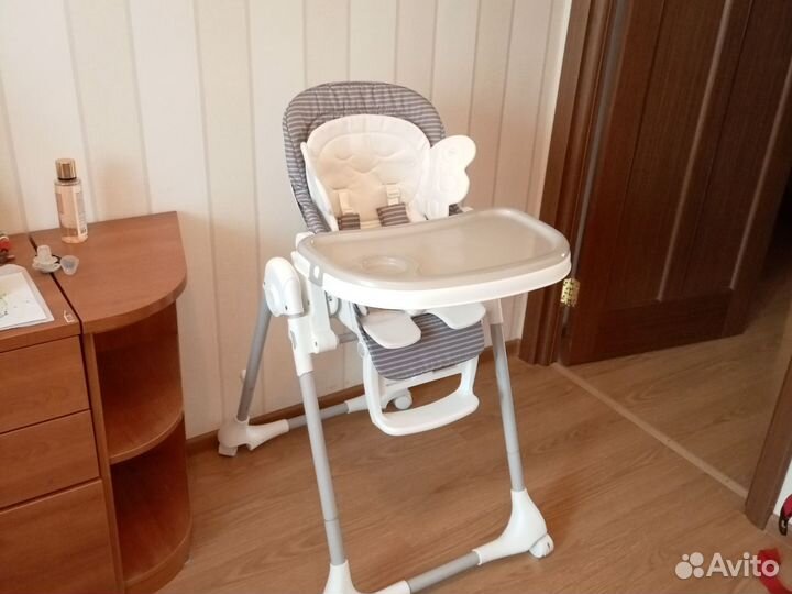Стул для кормления