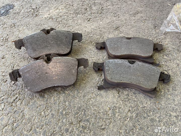 Тормозные колодки передние на opel astra H