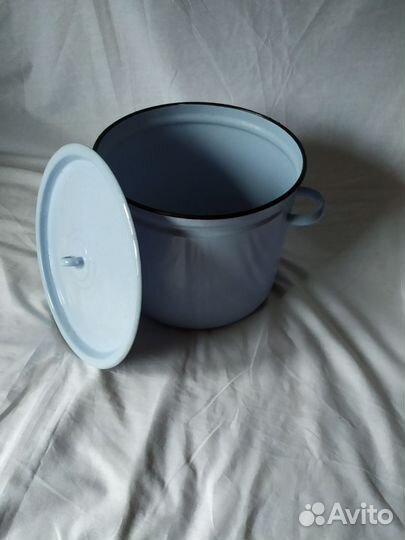 Кастрюля эмалированная с крышкой 10 л 2006 года