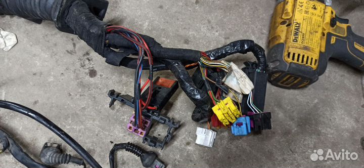 Коса проводка моторная Audi a6c5 2.4-2.8