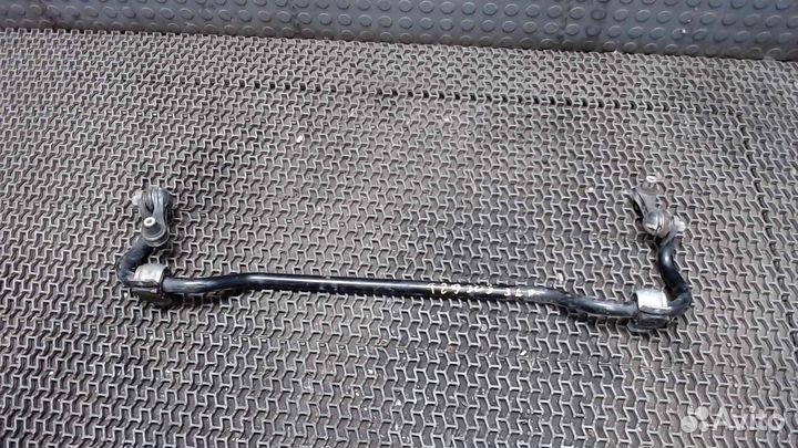 Стабилизатор подвески Audi Q3 2018, 2021