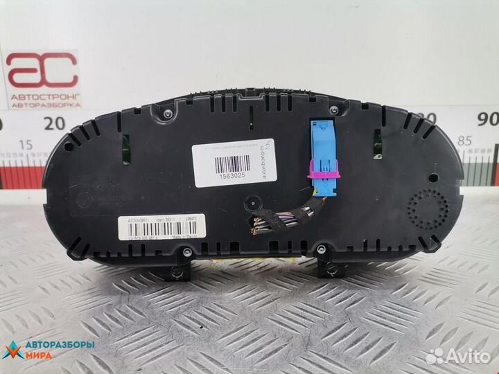 Щиток приборов (приборная панель) Volkswagen Jetta