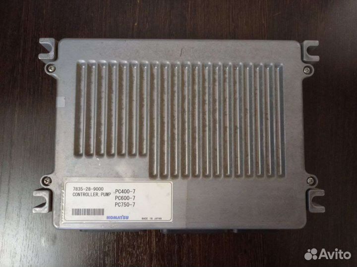 Контроллер Komatsu PC400-7