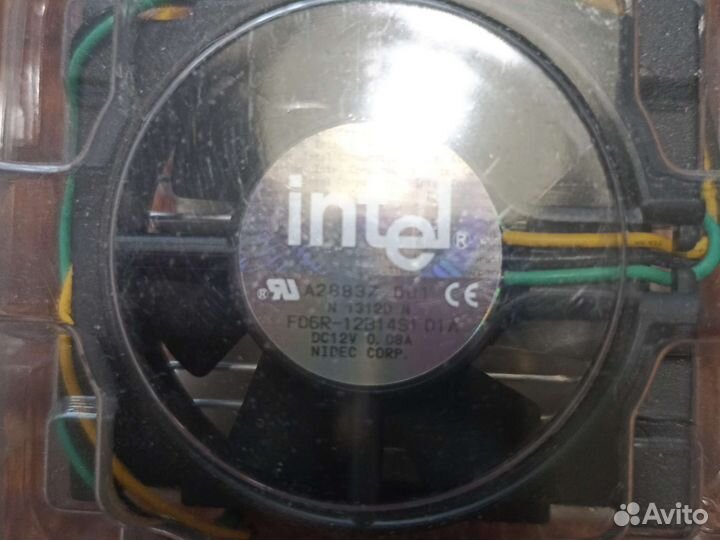 Кулер процеccорный Intel