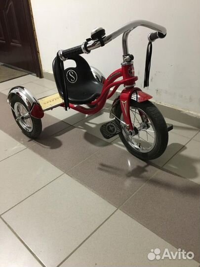 Велосипед трёхколёсный