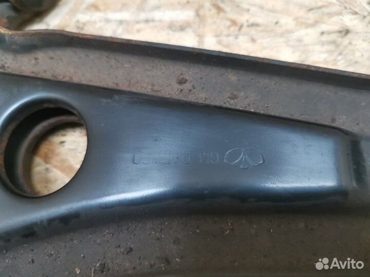 Рычаг передний левый Chevrolet Lacetti хэтчбэк 1.6