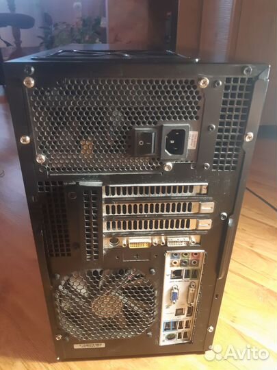 Компьютер Asus