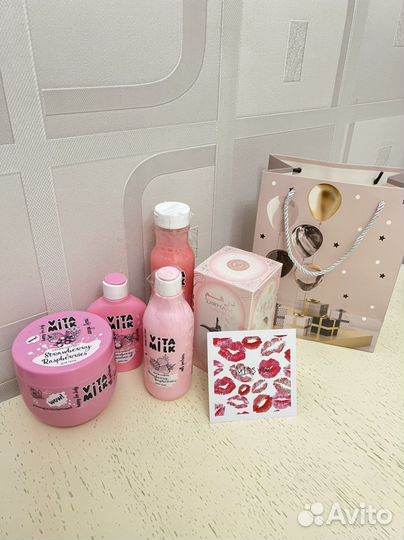 Подарок девушке