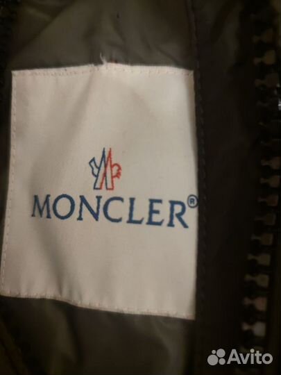 Пуховик Moncler 40-42