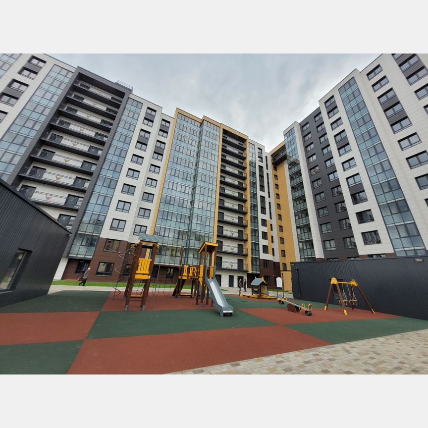 2-к. квартира, 65,3 м², 1/12 эт.