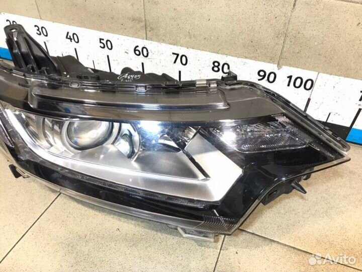 Фара правая Mitsubishi Outlander GF