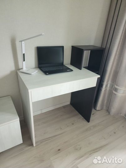 Компьютерный стол как новый