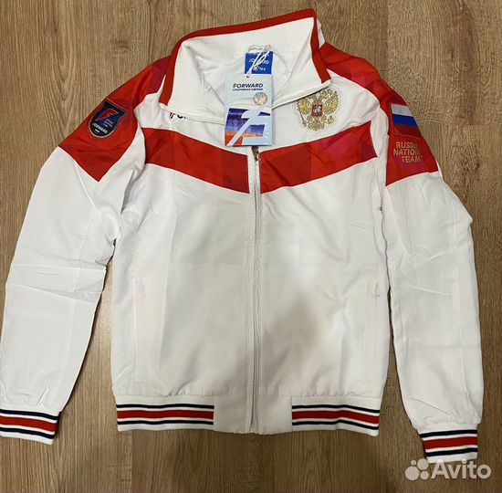 Спортивный костюм женский