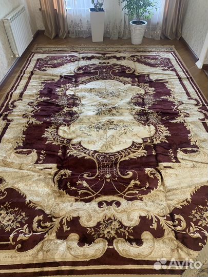 Ковер шелковый бу