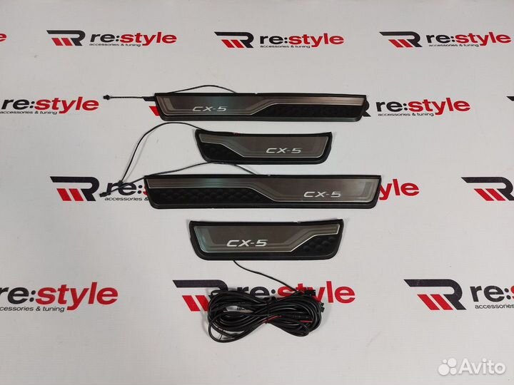 Накладки на пороги Mazda CX-5 С подсветкой N2693