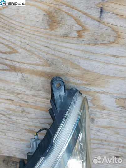 Фара левая Toyota Prius 2 NHW20 2011 81185-47150